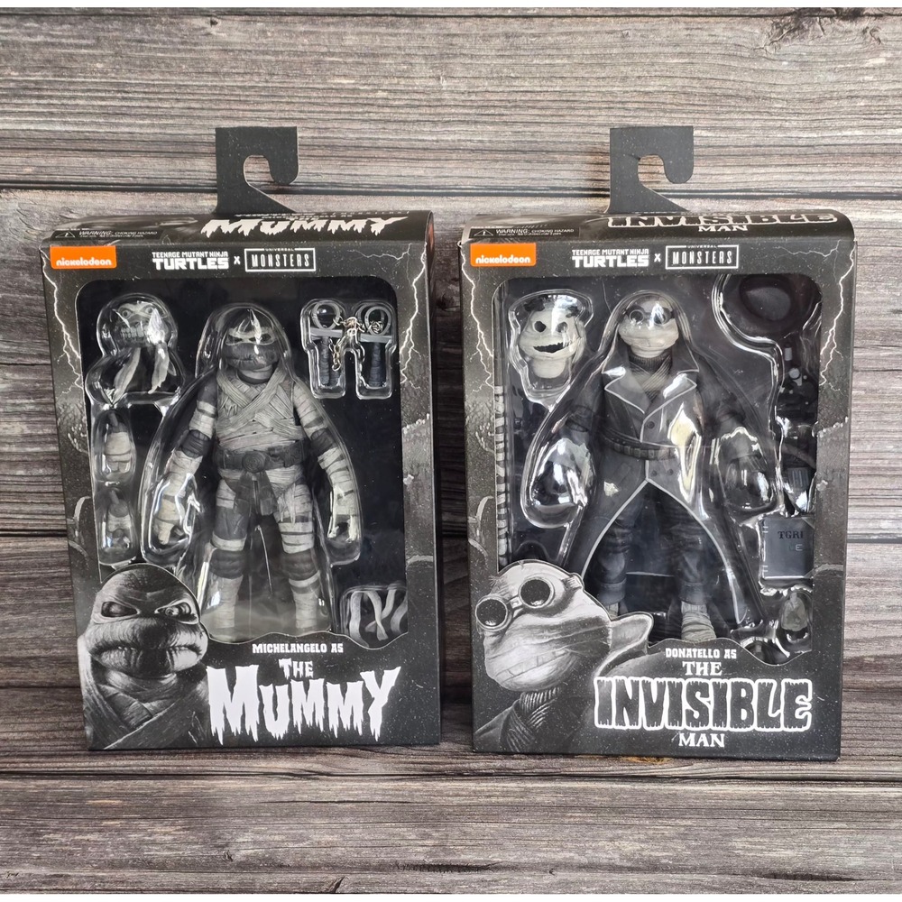 NECA TMNT Universal Monsters Michelangelo Mummy Donatello Invisible Man Set